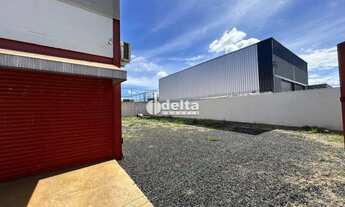 Imagem 5: Galpão disponível para venda no bairro Novo Mundo em Uberlândia-MG