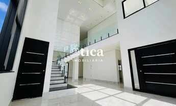 Imagem 5: Casa no Alphaville com 360 m², 4 quartos sendo 3 suítes e 1 semi