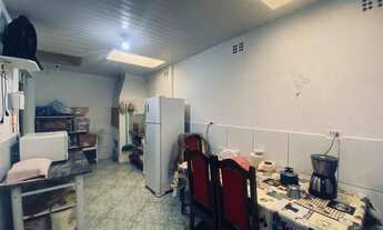 Imagem 4: Casa em Condomínio Fechado à Venda, 2 Quartos/Pinheirinho