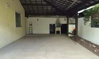 Imagem 15: Casa disponível para locação em Buraquinho Portão do Sol