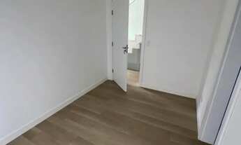 Imagem 11: Sobrado para Venda em Curitiba, Santa Cândida, 3 dormitórios, 3 suítes, 4 banheiros, 3 vag