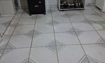 Imagem 2: Vendo uma casa ,com terreno medida 5 metros de frente e 30 metros de fundo