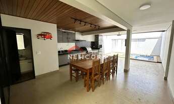 Imagem: Casa de condomínio em Avenida Vereador