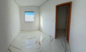 Imagem 2: Condomínio Jardim dos Girassóis, 3/4 sendo 01 suíte e closet a poucos minutos do Centro