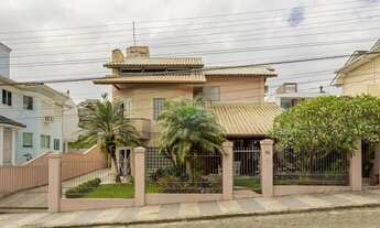 Imagem 4: Casa com 3 andares e 4 suítes no Bairro João Paulo