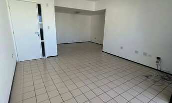 Imagem 2: Apartamento com 120m, 3 quartos, varanda, nascente, andar alto, próximo aos colégios