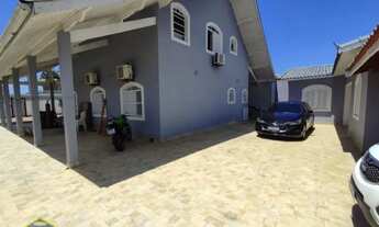 Imagem 3: Lindo Sobrado com Piscina e Espaço Gourmet com Churrasqueira a carvão!