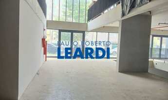 Imagem: LOJA - JARDIM DAS BANDEIRAS - SP