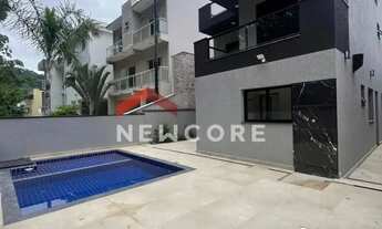 Imagem: Casa de condomínio em Rua Helioconias