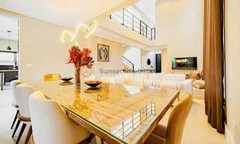 Imagem 3: Residência Mobiliada com 4 Suítes, Escritório e Espaço Gourmet Integrado