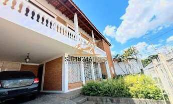 Imagem: Casa com 4 quartos, sendo 2 suítes á venda