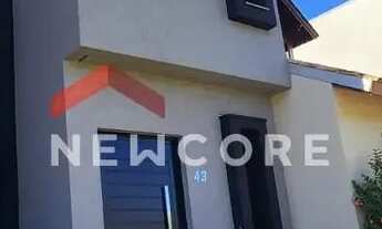 Imagem: Casa de condomínio em Rua Jean Vardaramatos