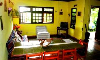 Imagem: 03 dormitórios (01 suite) próximo a praia