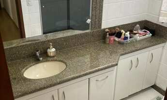 Imagem 6: Apartamento no Cazeca, 113m² todos os cômodos com armários, condomínio com salão de festas