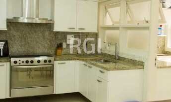 Imagem 6: Casa no condomínio Sagaró Villas com 4 suíte, próximo Carlos Gomes e Anchieta