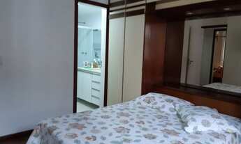 Imagem 7: Miolo de Icaraí, próximo à praia, sol manhã, todo montado, 3 quartos, 1 suíte, 1 vaga