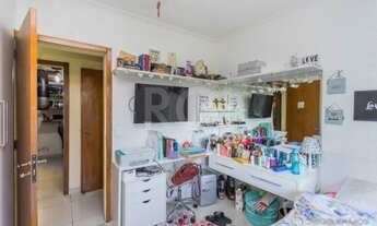 Imagem 7: Excelente apartamento de 3 dormitórios, sendo 1 suíte, living amplo com sacada e 1 vaga de