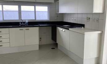 Imagem 2: Oportunidade maravilhosa casa de condomínio para aluguel com 498 metros de terreno sendo 4