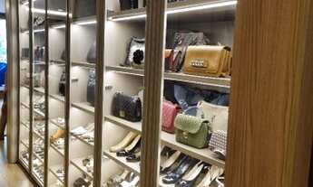 Imagem 7: Casa de condomínio para venda possui 800 metros quadrados com 5 quartos