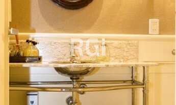 Imagem 3: Casa no condomínio Sagaró Villas com 4 suíte, próximo Carlos Gomes e Anchieta