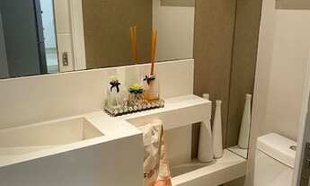 Imagem 3: Excelente apto semi novo com 151 m2 de área privativa, semi mobiliado, com área de lazer