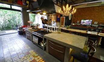 Imagem 2: Depósito/Pavilhão em Cristo Redentor