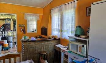 Imagem 4: Velleda oferece magnífico sítio, com casa e todo arborizado, em condomínio fechado, na Águ