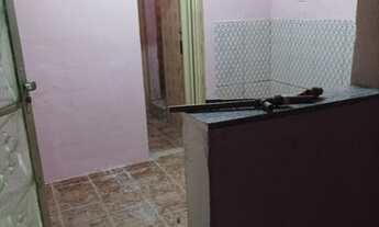 Imagem 2: Casa pequena, tipo kitnet