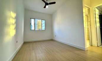 Imagem 2: Canto do Forte - 1 Dormitório - excelente localização - vista mar