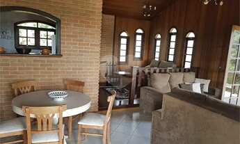 Imagem 2: Casa aconchegante em condomínio fechado com 03 dormitórios em Bom Jesus dos Perdoes