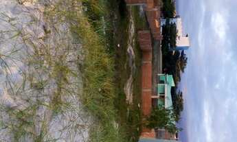 Imagem: Terreno em frente a praia