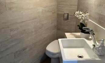 Imagem 7: Excelente Casa Residencial impecável com 2 pavimentos, com 292m2 de área construida, legal