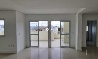 Imagem 2: Cobertura com 3 dormitórios e terraço localizada no Estreito de Florianópolis