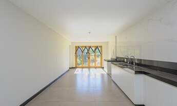 Imagem 6: Casa para Locação no Condomínio Estância Serrana com 4 Suítes 450m² de área construída e