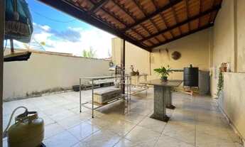 Imagem 6: Casa com localização privilegiada a 5 minutos do centro de Betim