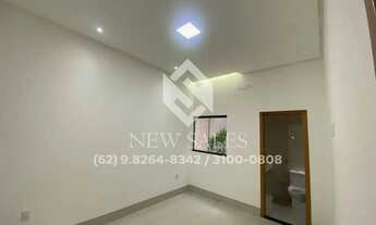 Imagem 6: Casa de Alto Padrão no Setor Monte Cristo ! 3 Quartos ! Oportunidade !