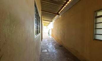 Imagem 5: Kitnet, vila popular, livre de água e luz, cozinha, banheiro, lavanderia e garagem