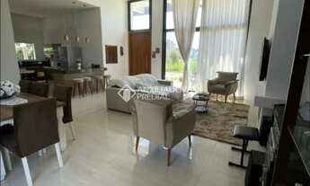 Imagem 4: EXCELENTE CASA DE 4 QUARTOS À VENDA NO CONDOMINIO DUBAI RESORT