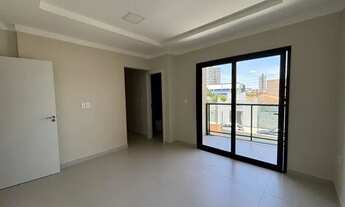 Imagem 3: Casa com 04 quartos, área gourmet e garagem para 02 carros perto do centro