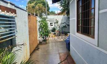 Imagem 4: CASA AMPLA DE ESQUINA, COM BOM ESPAÇO LIVRE