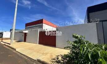 Imagem 2: Galpão disponível para venda no bairro Novo Mundo em Uberlândia-MG