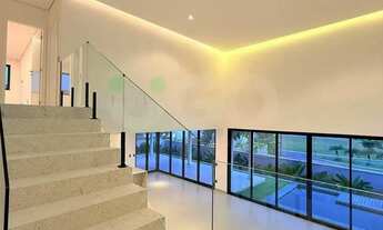 Imagem 6: Alto , Localização e em cada