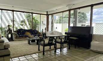 Imagem 4: Casa solta para venda na Avenida Sambaquis