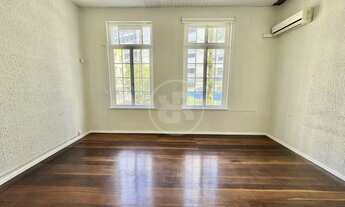 Imagem 5: Casa Comercial com 755m2 privativos e 20 Vagas de Estacionamento, para alugar no Centro de