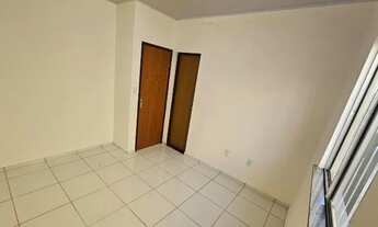 Imagem 5: Casa nascente murada no Portal do Paço 2, reformada, com registro e aceita financiamento