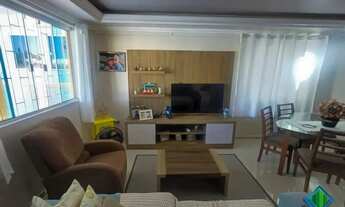 Imagem 6: Sobrado para venda tem 326 metros quadrados com 3 quartos