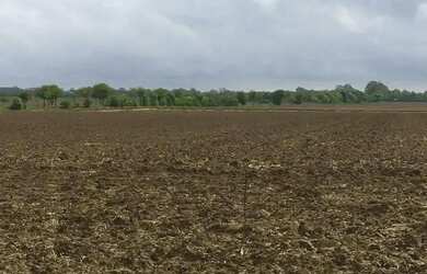 Imagem 3: Terreno barato em Ibiúna com estrada excelente