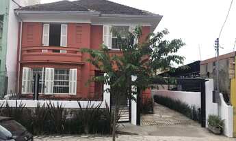 Imagem: Predio em Menino Deus