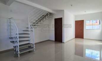 Imagem 2: Sobrado para Venda em São José, Serraria, 2 dormitórios, 2 banheiros, 3 vagas