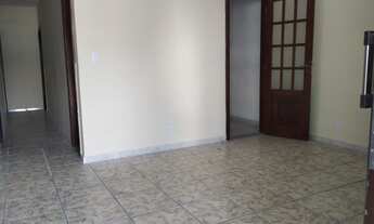 Imagem 7: Maravilhosa casa com 2 suítes em rua residencial sem saída, próxima a área de preservação